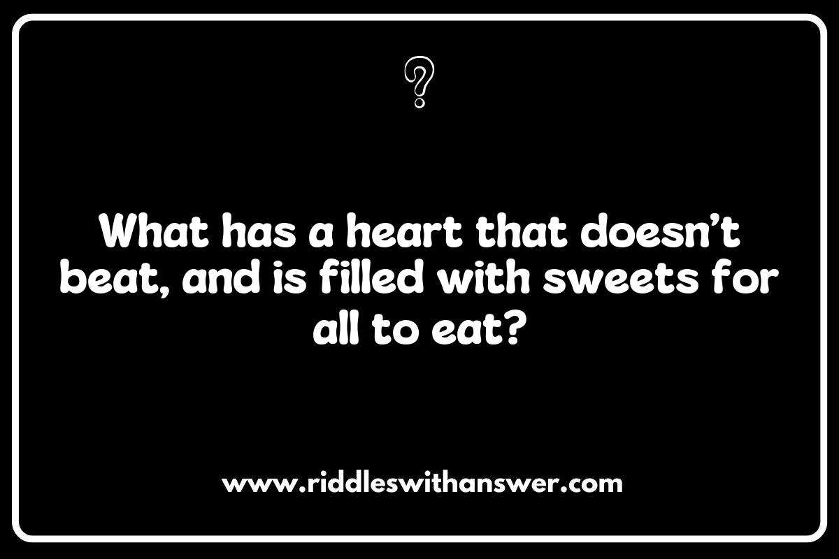 Seasonal Riddles for All Ages: Holiday Themes and Traditions